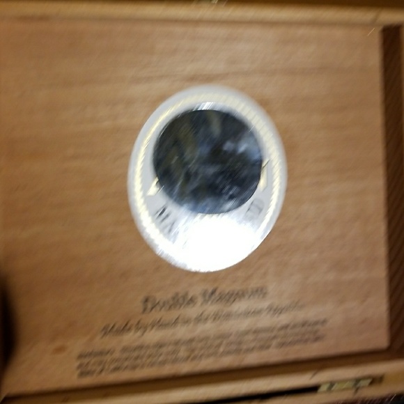 Cigar Box Handbag - Picture 4 of 6